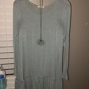 Ruffle hem long sleeve top